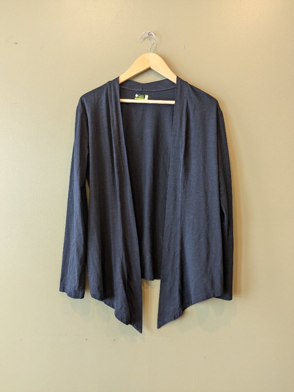Tasc Performance Black Cardigan Organic Small Athleisure Travel Yoga Studio Wrap